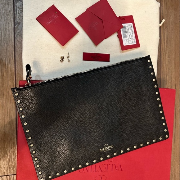 Valentino Large Rockstud Pouch - Picture 3 of 11